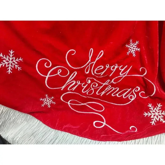 Christmas Tree Skirt Velvet Red and White Embroidered Merry Christmas - Picture 2 of 5